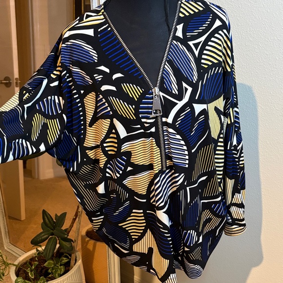 Alfani Tops - Alfani Colorful Geometric Dolman sleeve Top